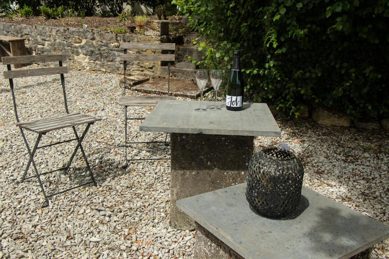 Joie De Vivre Bed and Breakfast Doulevant-le-Château Εξωτερικό φωτογραφία