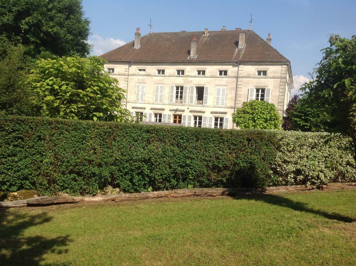 Joie De Vivre Bed and Breakfast Doulevant-le-Château Εξωτερικό φωτογραφία